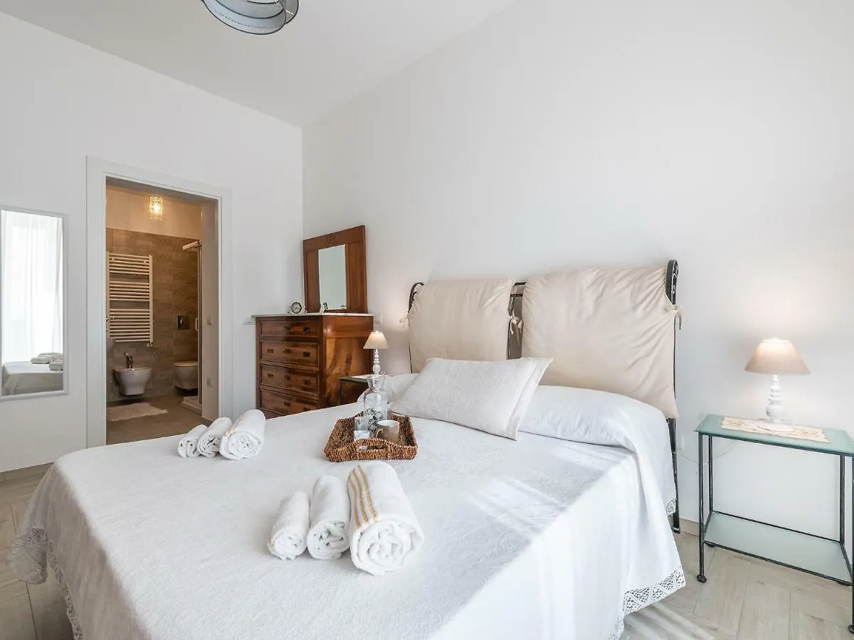 Appartamento Casa Bear Cagliari 0*,  Italia